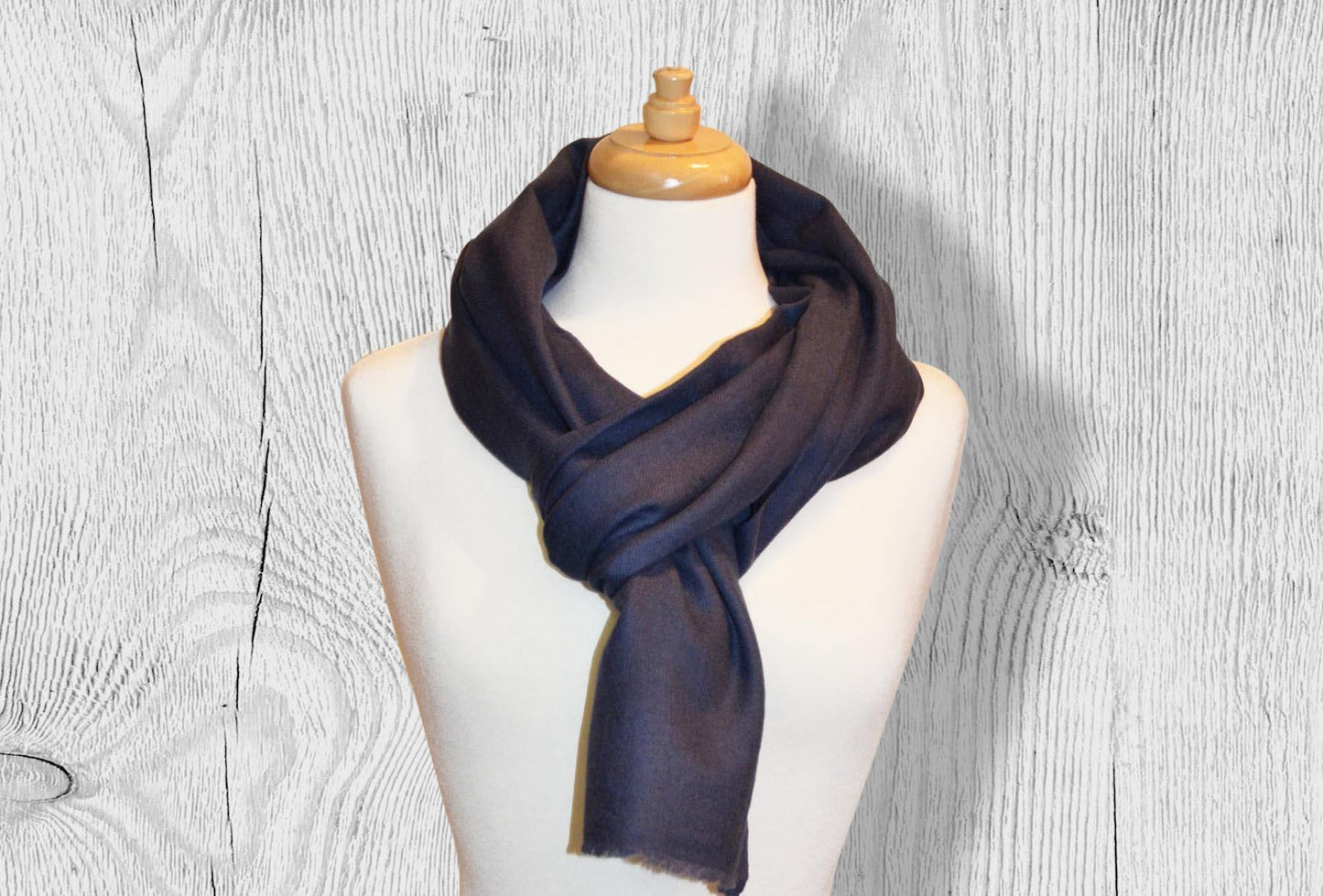 Hand Woven Pashmina Stoles - Plain - Kaarigar Handicrafts Inc.